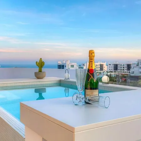 Apartment Fantastic 3bdr Penthouse - Lux Fuengirola