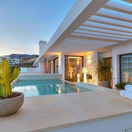 Fantastic 3bdr Penthouse - Lux Apartment *